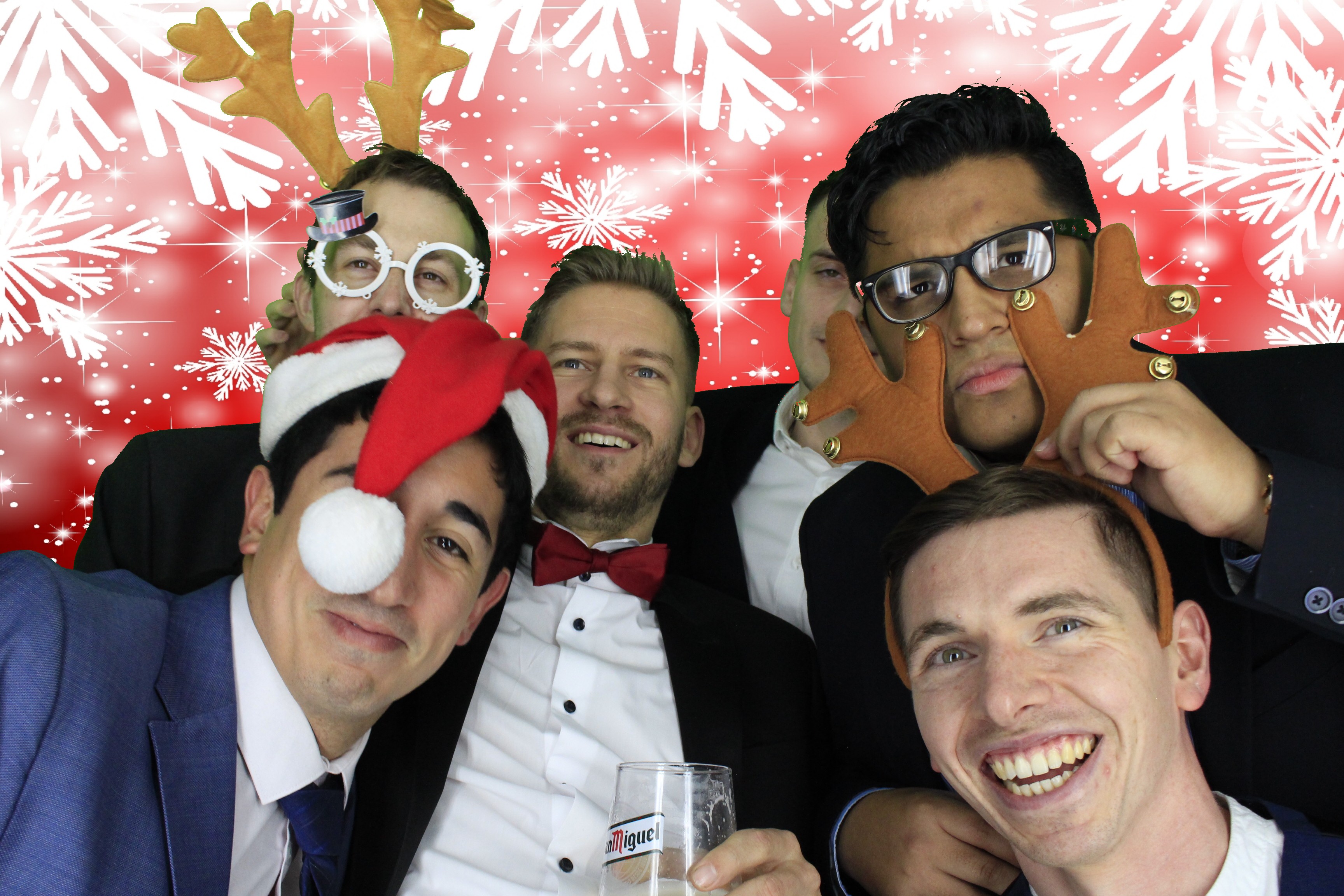 Acosta Europe Christmas Party 2018 | View more photos from the event at gallery.myphotoboothexperience.co.uk/u/MyPhotoBoothExperienceLtd/Acosta-Europe-Christmas-Party-2018